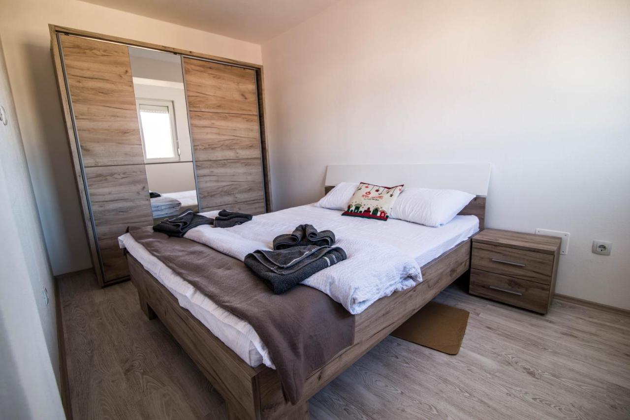 Dzusy Apartments Ohrid Exterior photo