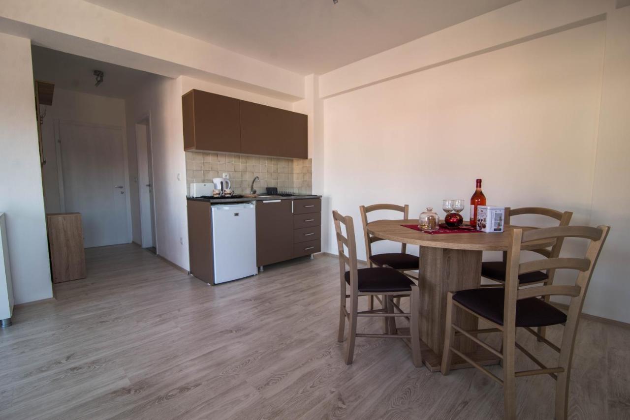 Dzusy Apartments Ohrid Exterior photo